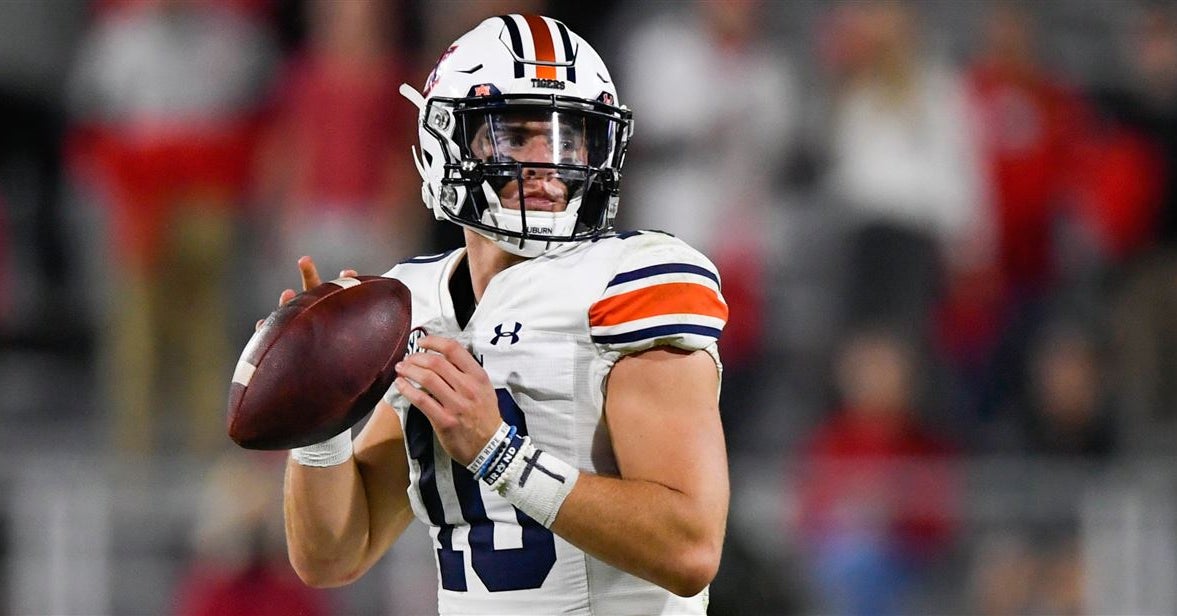 Twitter reacts to Auburn’s Iron Bowl loss to Alabama Auburn lost Saturday in the Iron Bowl and Twitter had a lot to say about it.  NOVEMBER 28, 2020 • 247SPORTS.COM