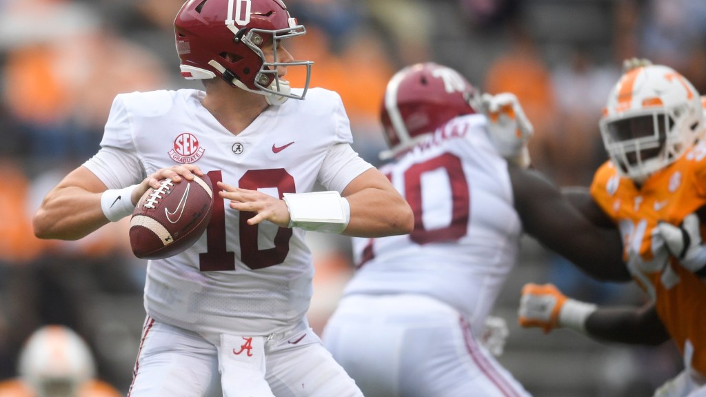 Alabama coach Nick Saban talks quarterback Mac Jones ahead of Kentucky