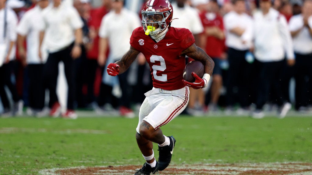 Alabama freshman named semifinalist for Shaun Alexander Award