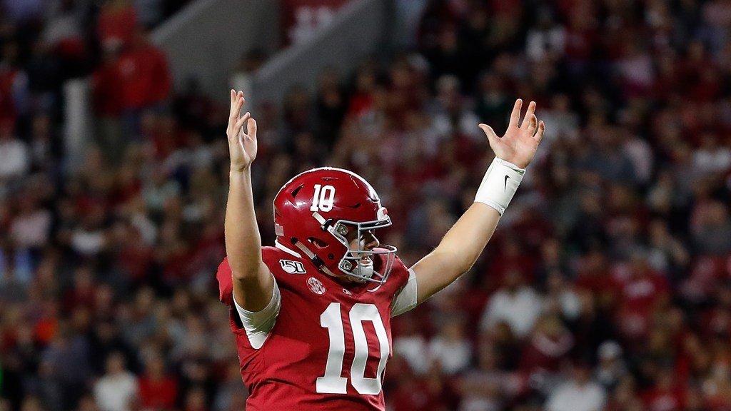 Top photos from 2019 Alabama-Arkansas game, Mac Jones’ first start