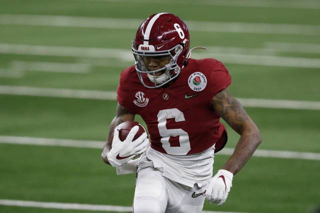 Alabama’s DeVonta Smith adds Maxwell Award to collection of postseason honors Heisman Trophy winner DeVonta Smith of Alabama added to his collection of postseason honors Thursday night, receiving the Maxwell Award as t…  JANUARY 8, 2021 • TRIBLIVE.COM