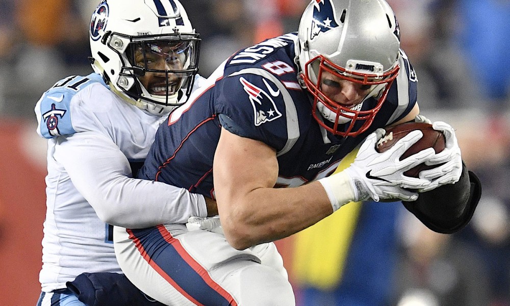 Rob Gronkowski FaceTimes Alabama freshman TE