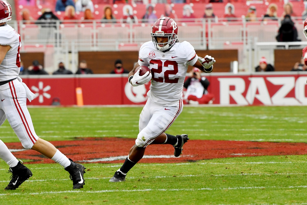 Alabama vs. Ohio State: CFP national championship TV, time, live stream What time is Alabama vs. Ohio State on Monday, January 11? How can I live stream it in the U.S.?  JANUARY 10, 2021 • SYRACUSE.COM