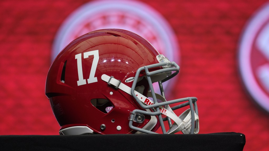 Alabama reportedly targeting former player for defensive backs coach