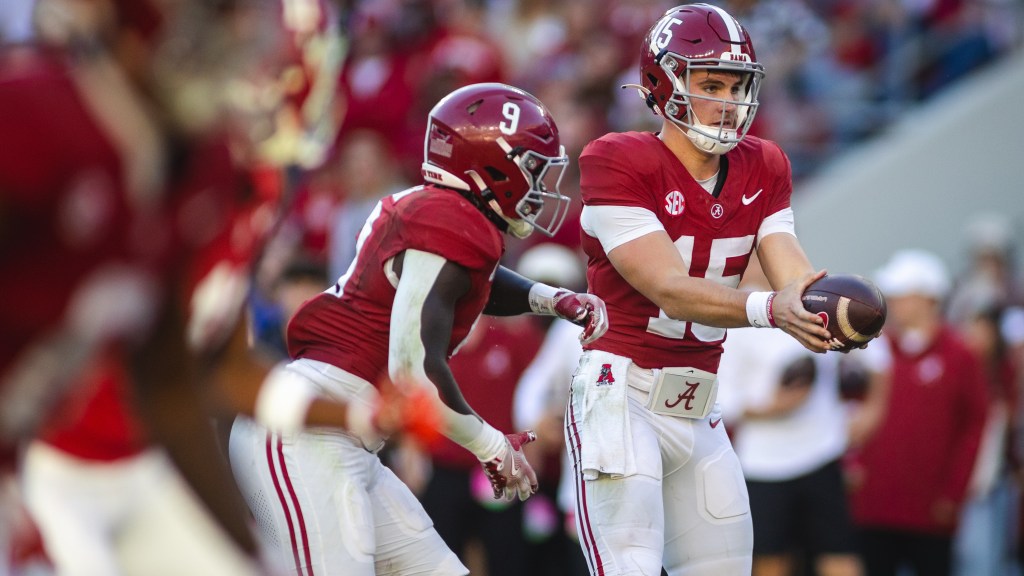 Alabama ranked No. 3 in USA TODAY Sports' way-too-early 2025 CFB Top 25