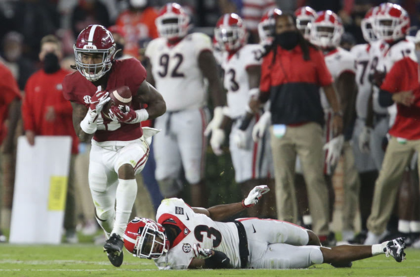 Las Vegas Raiders: Pros and Cons of drafting Jaylen Waddle at No. 17 ESPN's Todd McShay has the Las Vegas Raiders taking Alabama WR Jaylen Waddle at No. 17 overall. We look at the Pros and Cons of that selecti…  JANUARY 9, 2021 • JUSTBLOGBABY.COM