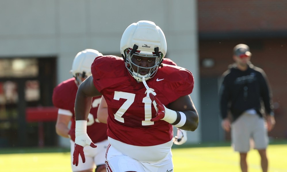 ESPN analysts dissect concerns with Alabama offensive line
