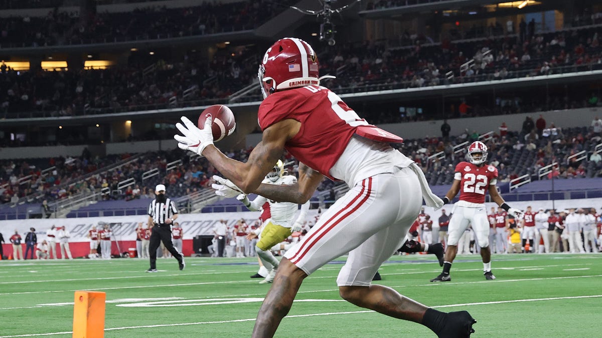 Five keys to victory for Alabama in the national championship vs. Ohio State The No. 1 Alabama Crimson Tide face the No. 3 Ohio State Buckeyes in Miami on Monday in the college football national championship. The Crim…  JANUARY 10, 2021 • USATODAY.COM