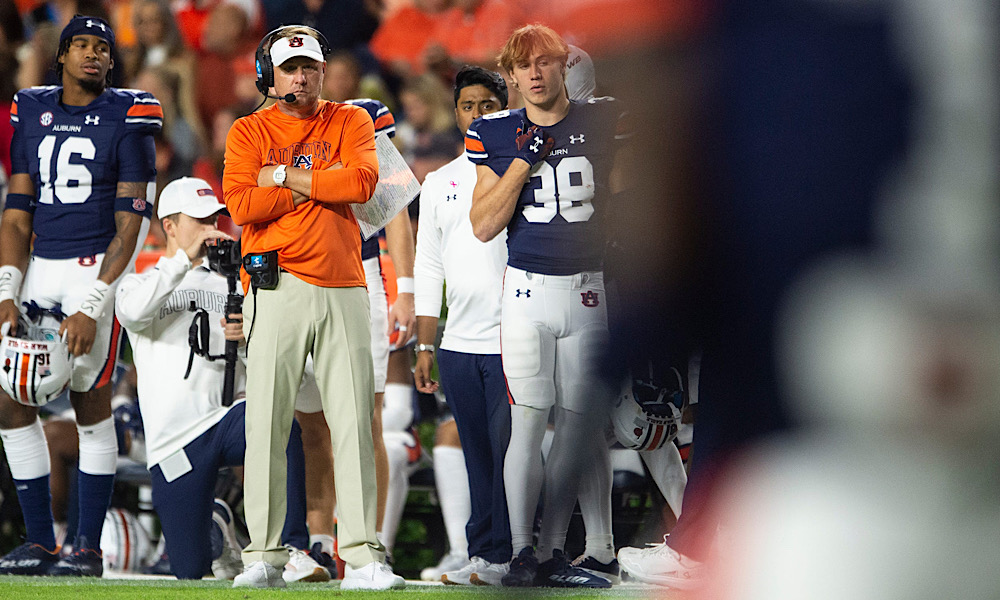 Hugh Freeze comments on recruiting wide receivers after 5-Star picks Alabama over Auburn