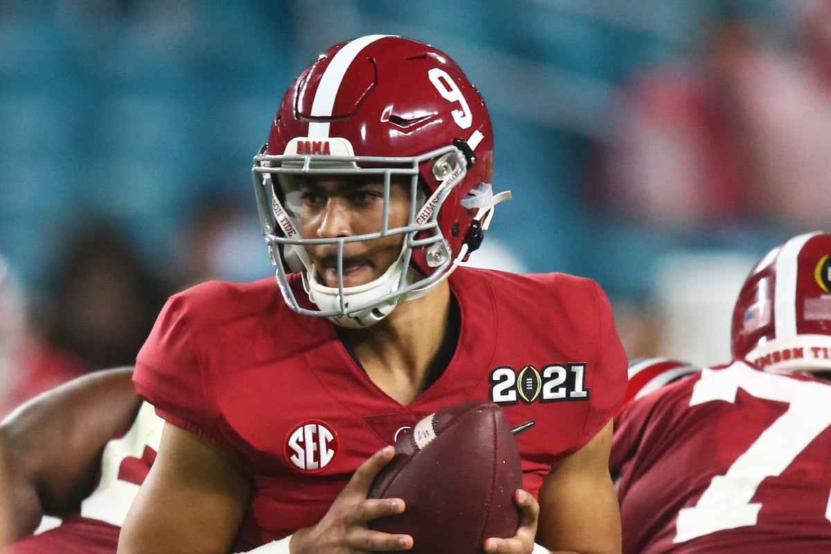 Where Alabama's quarterback depth stands: Bryce Young leads inexperienced unit Tua Tagovailoa, Jalen Hurts and Mac Jones are all gone from Tuscaloosa, leaving Young as Alabama's only QB who has thrown a pass.  FEBRUARY 9, 2021 • THEATHLETIC.COM