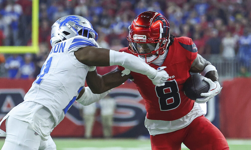 Texans trade former Alabama wide receiver to Eagles